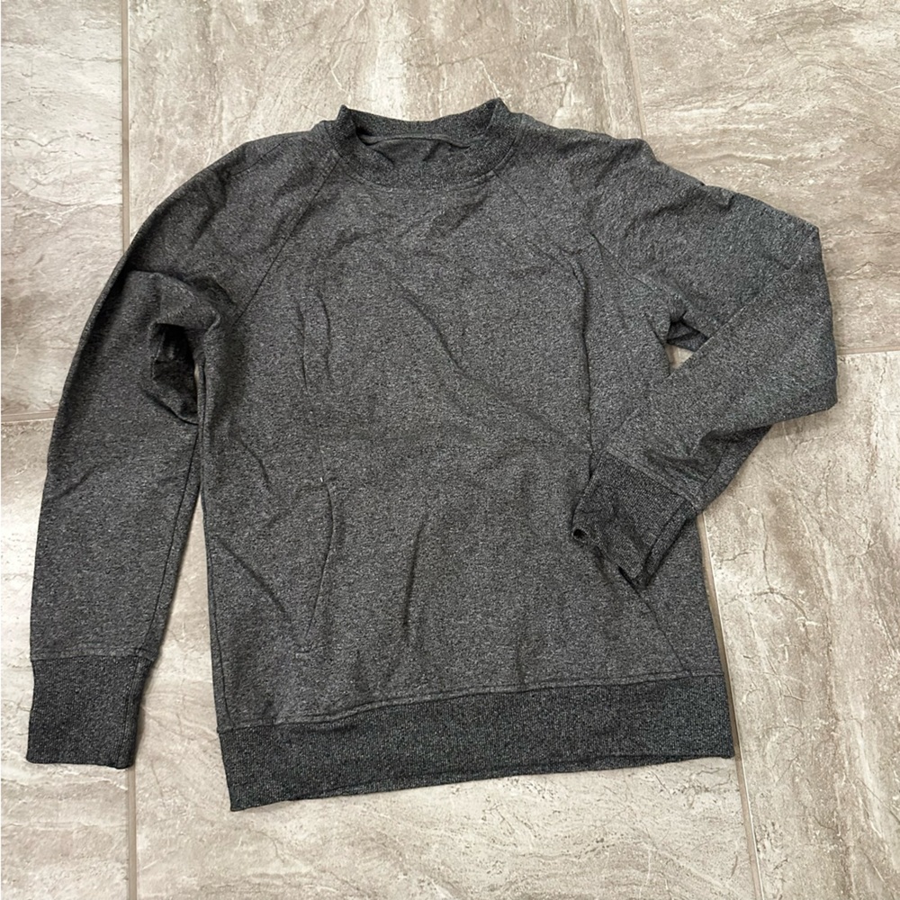 Lululemon scuba pullover sz 6
